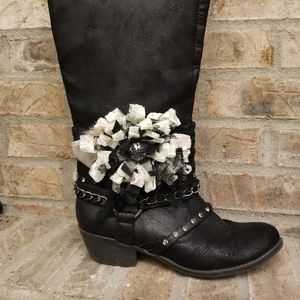 Handcrafted Shabby Chic Boot Bracelet